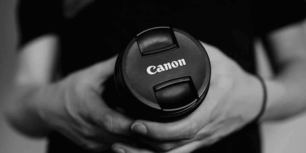 Du 25 novembre au 2 décembre, Canon propose des réductions spéciales à l'occasion du Black Friday 2019. © Canon
