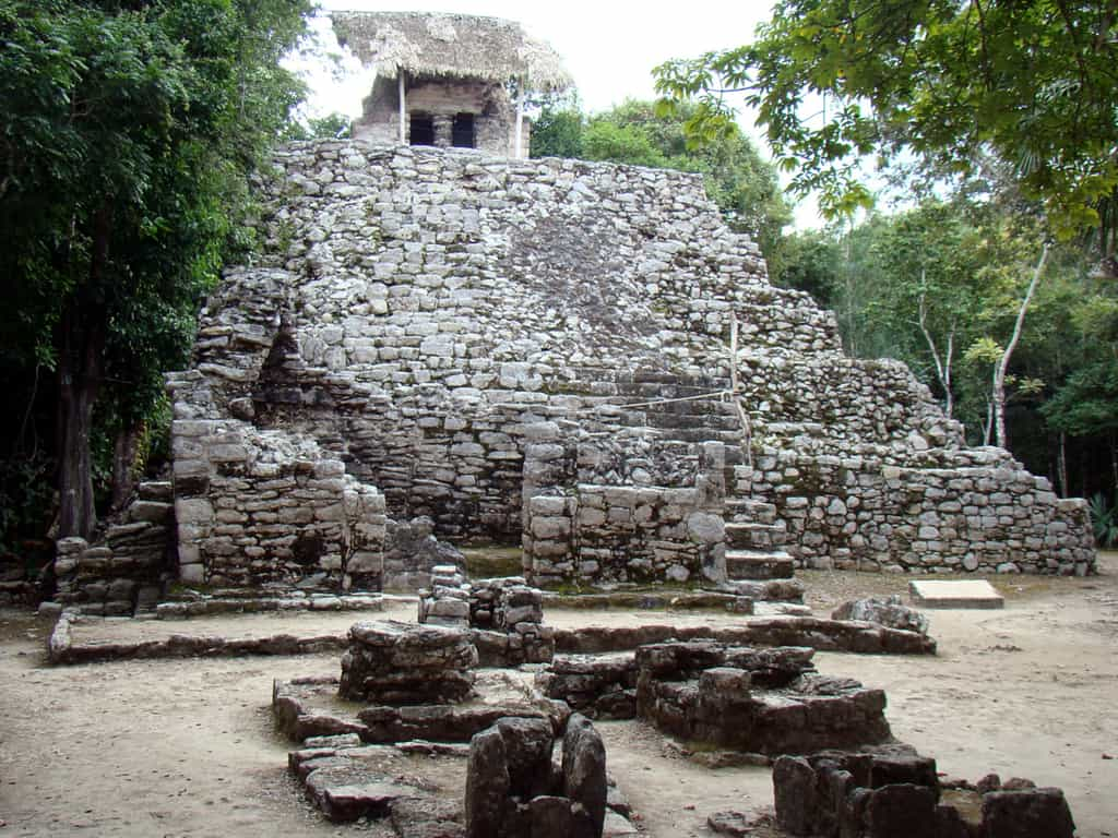 Le site de Cobá, dans le Yucatán, est un site particulièrement riche qui attire chaque année des centaines d’archéologues chargés d’en apprendre plus sur la civilisation maya. © CC0, O.Mustafin