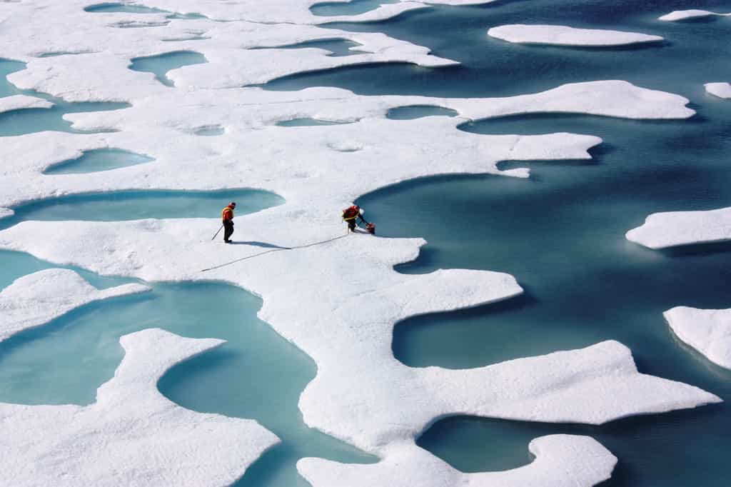 En Arctique, les scientifiques étudient la fonte des glaces. Le phénomène influe sur la rotation de la Terre. © Nasa
