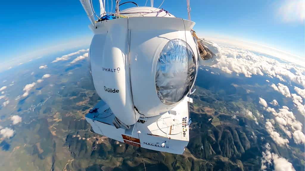 La capsule pressurisée testée en conditions réelles lors d'un vol stratosphérique réalisé le 11 octobre 2024. © Zephalto