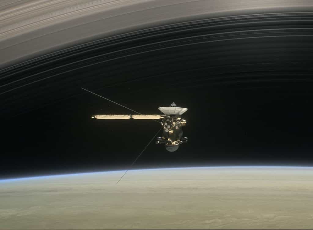 Une vue d'artiste de la mission Cassini avant son plongeon final dans Saturne. © Nasa, JPL-Caltech