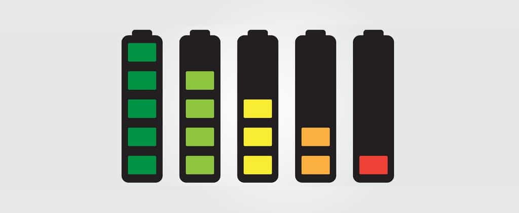 L'autonomie des batteries de smartphones dépasse aujourd'hui rarement une ou deux journées. © DR