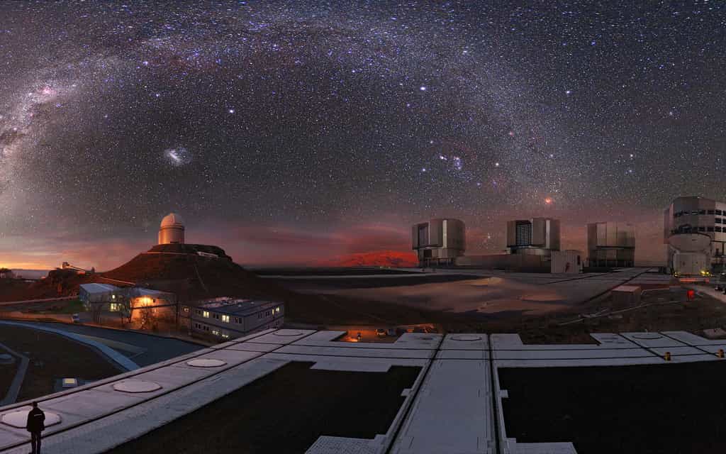 Une vue d'artiste de certains télescopes de l'ESO. © European Southern Observatory (ESO)