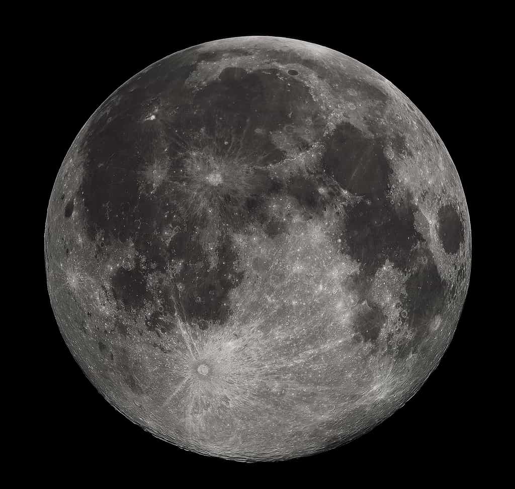 La Lune s'éloignerait de notre Planète de plusieurs centimètres par an. © Gregory H. Revera, Wikipedia