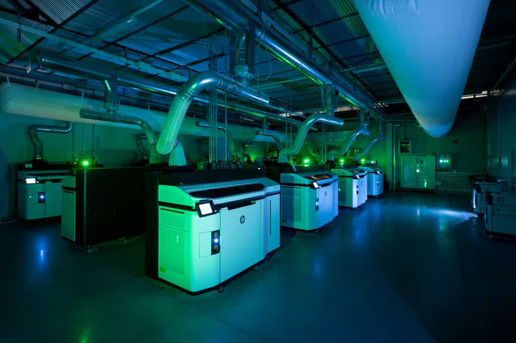 Weerg dispose de la plus grande installation au monde d’imprimantes MFJ exploitant le nylon PA11 et PA12. © Weerg