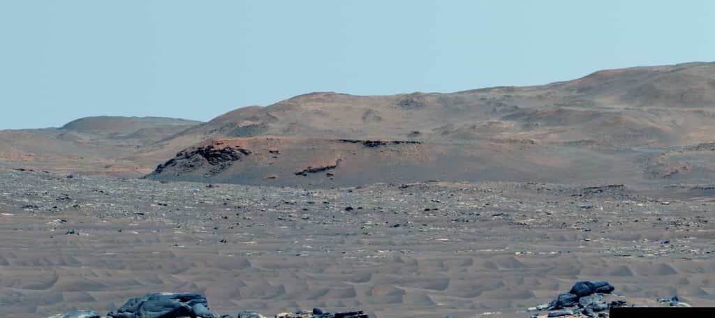 Des chercheurs de la Nasa montrent que Perseverance se déplace depuis son arrivée sur Mars sur un sol formé de roches magmatiques. © NASA, JPL-Caltech, ASU, MSSS