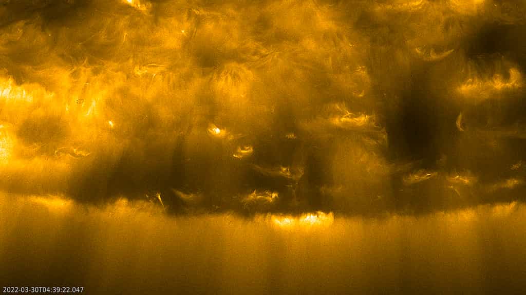 Image la plus résolue jamais réalisée du pôle Sud du Soleil par la sonde Solar Orbiter le 30 mars 2022. © ESA &amp; Nasa, Solar Orbiter, EUI Team