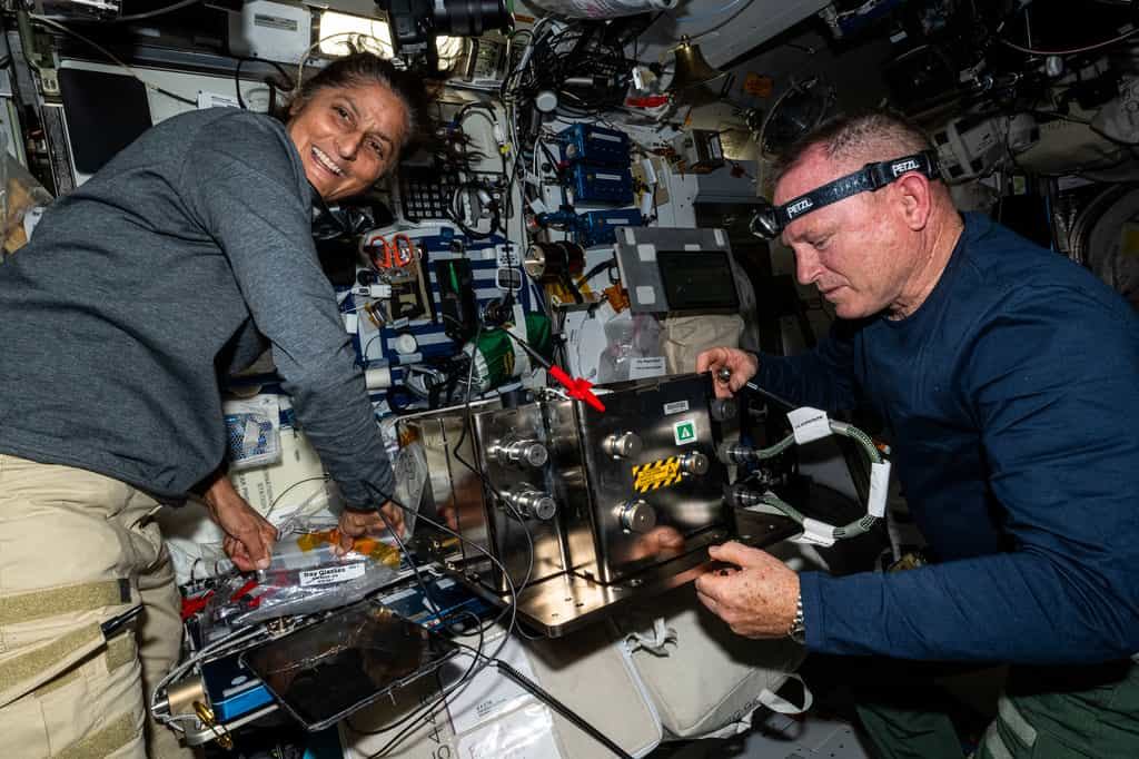 Les astronautes Suni Williams et Butch Wilmore à bord de la Station spatiale internationale (juillet 2024). © Nasa