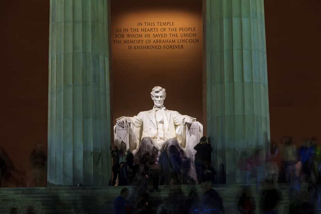 Le seizième président des États-Unis, Abraham Lincoln, a été tué par balle alors qu'il assistait à une représentation théâtrale le 14 avril 1865 à Washington. © f11photo, Adobe Stock