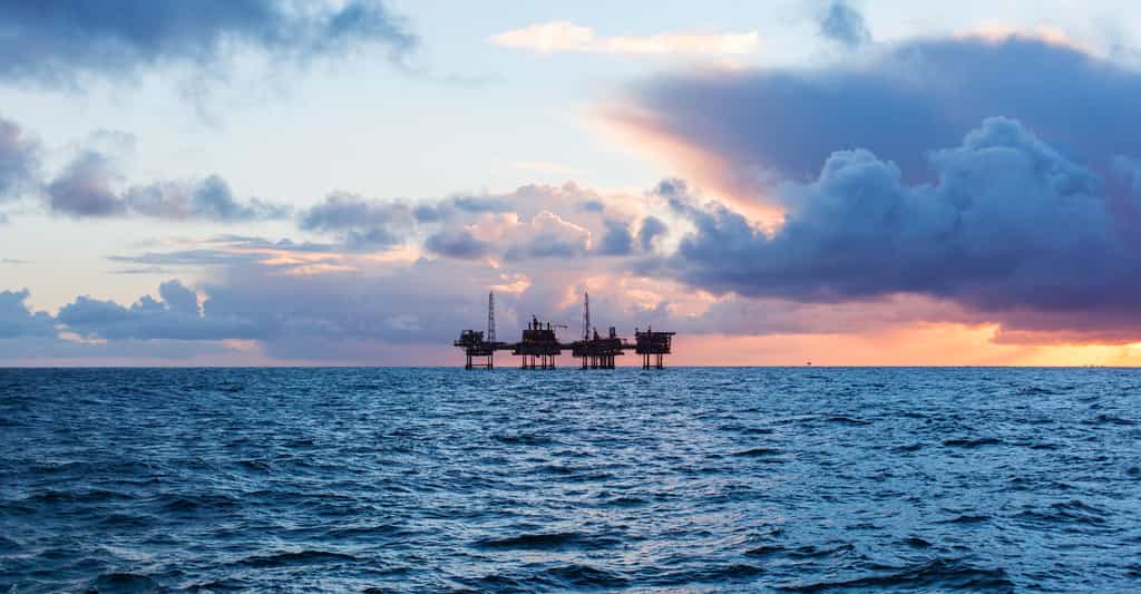 Le gouvernement danois vient d’accorder des licences à trois entreprises pour commencer à stocker du CO2 dans les gisements pétroliers et gaziers épuisés de mer du Nord. © Lukasz Z, Adobe Stock