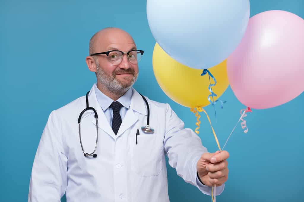 Être opéré le jour de l’anniversaire du chirurgien présente un risque de mortalité plus élevé. © Victor Koldunov, Adobe Stock