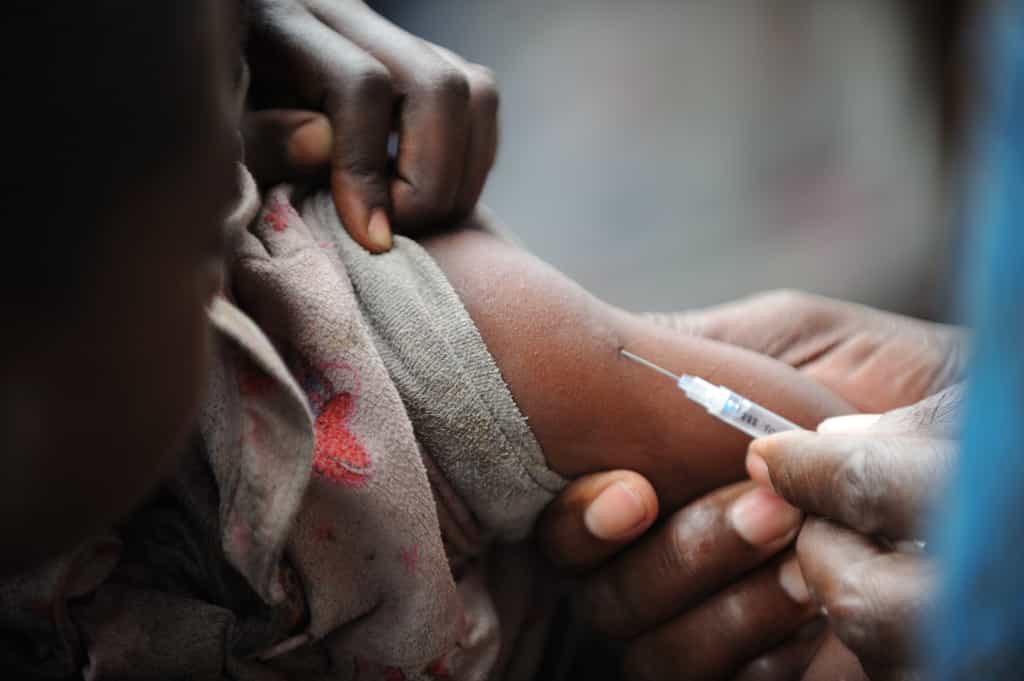 Les campagnes de vaccination contre la polio, la rougeole ou la diphtérie ont été interrompues en raison de l’épidémie de Covid-19. © Julien Harneis, Flickr