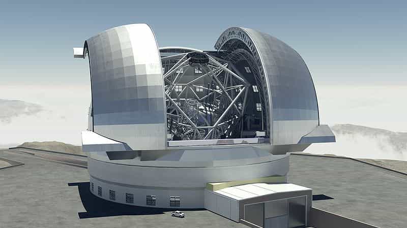 L'European Extremely Large Telescope (E-ELT), ici en vue d'artiste, devrait fixer les étoiles et les galaxies en 2021 depuis le sommet des montagnes du très sec désert d'Atacama, au Chili. © ESO, Wikipédia, cc by 3.0