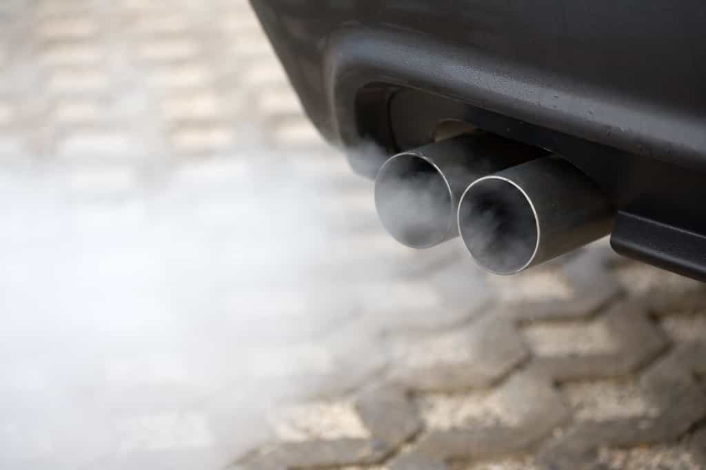 Des normes antipollution fixent des seuils pour réduire la pollution des véhicules. © Stefan Redel/shutterstock.com