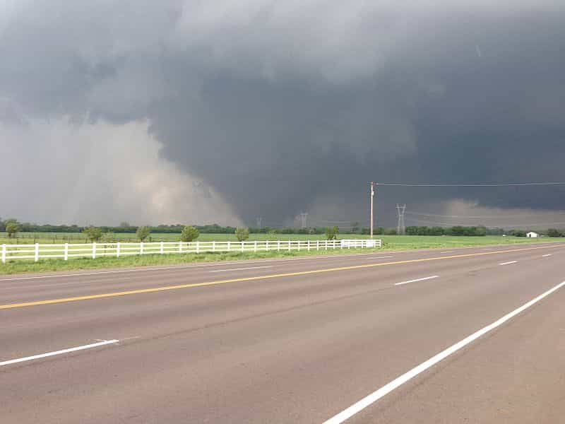 Dans l'Oklahoma, la ville de Moore a déjà été touchée par une tornade de catégorie EF-5, la plus importante d'entre toutes, en 1999. Ses vents auraient atteint 512 km/h. © Ks0stm, Wikimedia commons, cc by sa 3.0