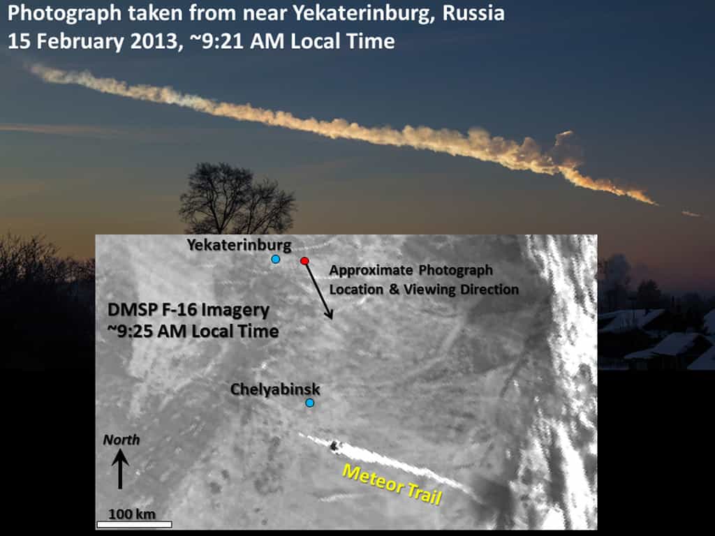 Photographie amateur de la traînée de débris qui suivit l'explosion de la météorite, combinée avec une image capturée au même moment&nbsp;par un satellite américain. © Photo : Alex Alishevskikh ; image satellite : Steven D. Miller, Colorado State University