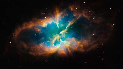 La nébuleuse planétaire NGC 2818. Crédit Nasa/Hubble