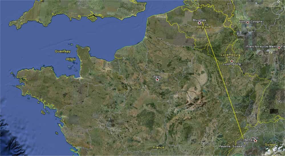 La trajectoire en ligne droite, obtenue sur Google Earth, d’une navigation Payerne-Bruxelles. Ce ne sera pas nécessairement la route que suivra le HB-SIA de Solar Impulse. © Google Earth