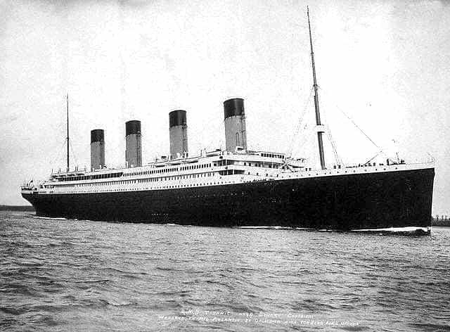 Le voyage inaugural du RMS Titanic, propriété de la White Star Line, a commencé au port de Southampton le 14 avril 1912. © F.G.O. Stuart, Wikimedia commons