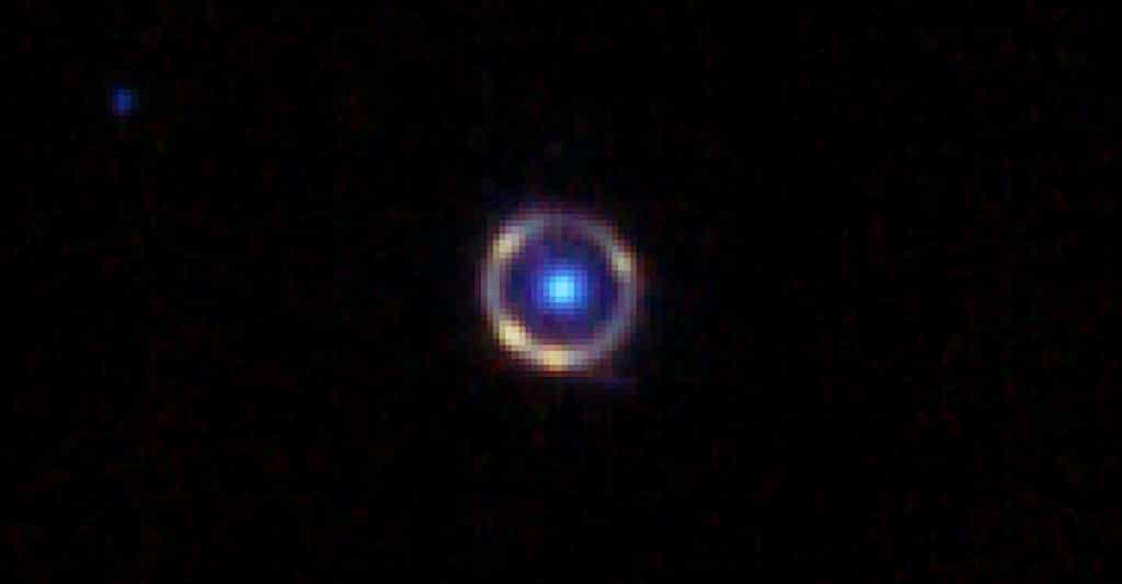 L’anneau d’Einstein de la galaxie JO418 tel que produit par un étudiant diplômé en astronomie à partir des données du télescope spatial James-Webb. © Spaceguy44, Reddit