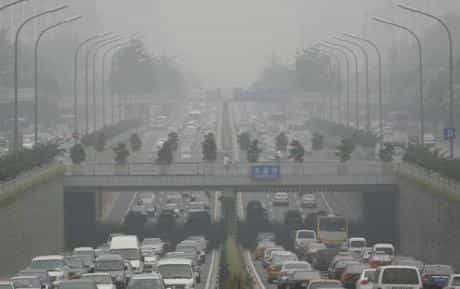 Un rapport de la Banque mondiale établissait qu'en 2007, il y avait&nbsp;plus 750.000 décès prématurés par an en Chine en raison de la pollution. Si les qualités de l'air et de l'eau douce sont souvent déplorées, il n'en reste pas moins que la mer de Chine est également très polluée.&nbsp;© DR