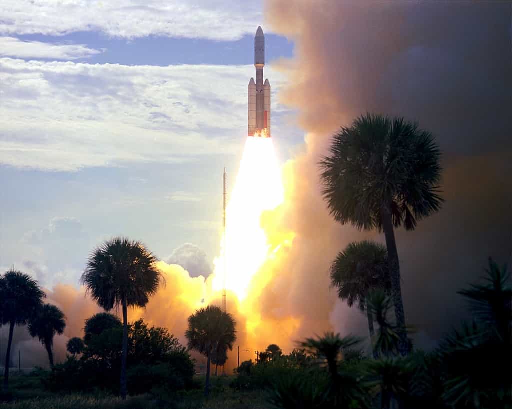 C'est peut-être l'étage supérieur de la fusée américaine Titan (utilisée en 1975 pour envoyer sur Mars les sondes Viking) qui porte désormais le nom de 2010 KQ. Crédit Nasa

