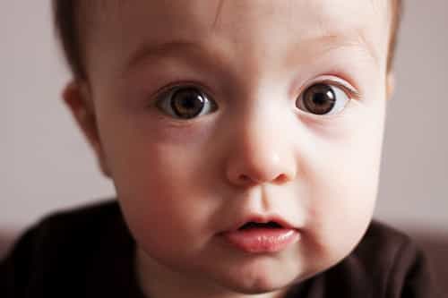 « On m'aurait menti ? » Les bébés ne font pas confiance à ceux qui les induisent en erreur. © _FuRFuR_, Flickr, cc by-nc-nd 2.0