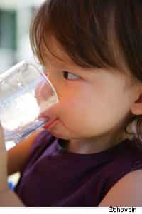 L'eau potable qui contient du manganèse causerait des troubles du développement intellectuel chez les enfants, à partir d'un certain seuil. © Phovoir