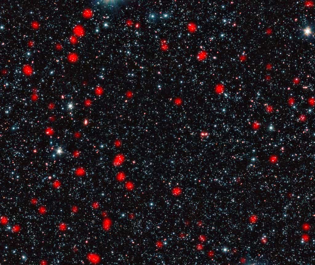 C'est dans la direction de la constellation australe du Fourneau que les télescopes de l'ESO et de la Nasa ont étudié les galaxies starburst particulièrement brillantes dans l'infrarouge. © ESO, Apex (MPIfR/ESO/OSO), A. Weiss et al., Nasa Spitzer Science Center