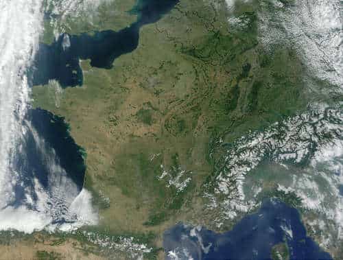 France vue de l'espace - image MODIS © Jacques Descloitres, MODIS Land Rapid Response Team, http://visibleearth.nasa.gov