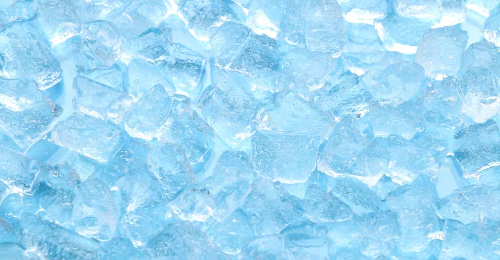 Des chercheurs de l’université du Nevada à Las Vegas (États-Unis) ont observé une nouvelle forme de glace qui apparaît à des pressions telles qu’il en existe dans le manteau de notre Terre. © Naoki Kim, Adobe Stock