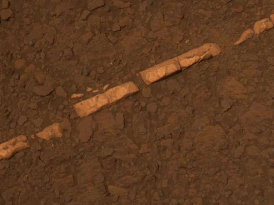 Voici Homestake, un affleurement de gypse découvert par le rover Opportunity sur les bords du cratère Endeavour. © Nasa/JPL/Caltech