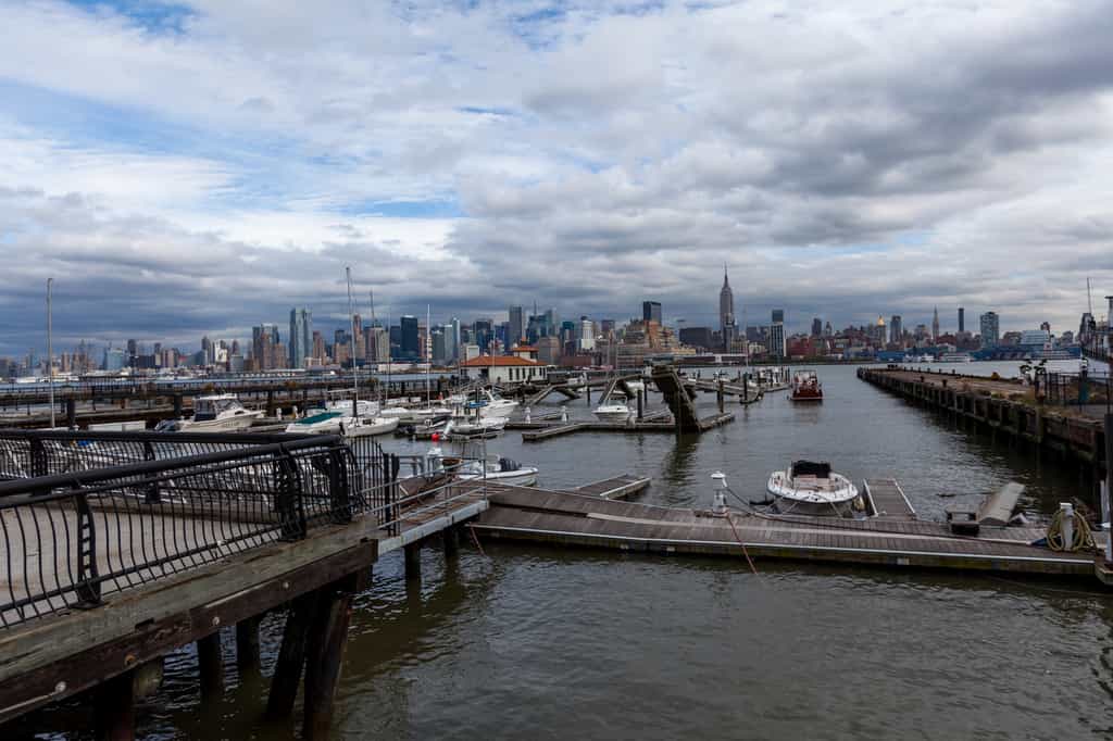 Le réchauffement climatique va engendrer la hausse des eaux. Ici, New York après le passage de l'ouragan Sandy. © Sergey, Fotolia
