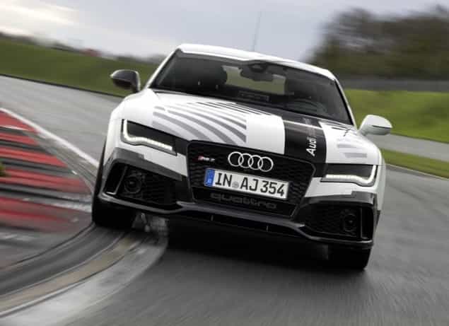 Dimanche 19 octobre, cette Audi RS 7 Sportback sans pilote s’élancera sur le mythique circuit de F1 d’Hockenheim en Allemagne, pour effectuer&nbsp;un tour dans des temps&nbsp;dignes de ceux atteints lorsqu'un&nbsp;champion est aux commandes. La marque allemande entend démontrer sa maîtrise des technologies autonomes qui seront progressivement introduites dans ses véhicules de série à venir. ©&nbsp;Audi
