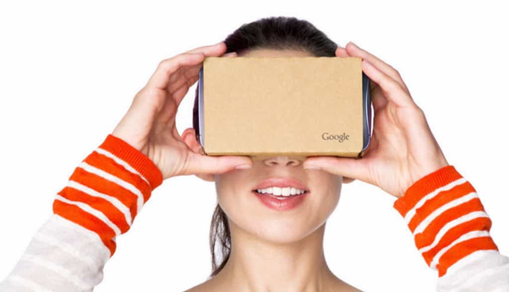 Les Cardboard sont des lunettes de réalité virtuelle en carton dans lesquelles on insère un smartphone. On peut les acheter prêtes à l’emploi ou les confectionner soi-même en suivant les instructions fournies par Google. © Google