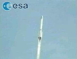Le lancement de la fusée Proton avec à son bord INTEGRAL.crédit : ESA