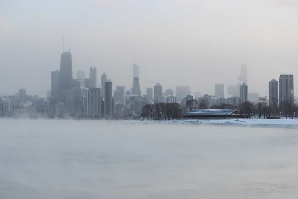 Chicago figure parmi les villes les plus touchées par la vague de froid. Les écoles sont fermées et les ours polaires ont été enfermés dans les abris des zoos.&nbsp;©&nbsp;edward stojakovic, Flickr, cc by 2.0