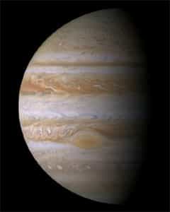 La planète Jupiter, vue par la sonde américaine Cassini le 29 décembre 2000.On distingue bien les bandes nuageuses.Crédit : NASA/JPL/Space Science Institute