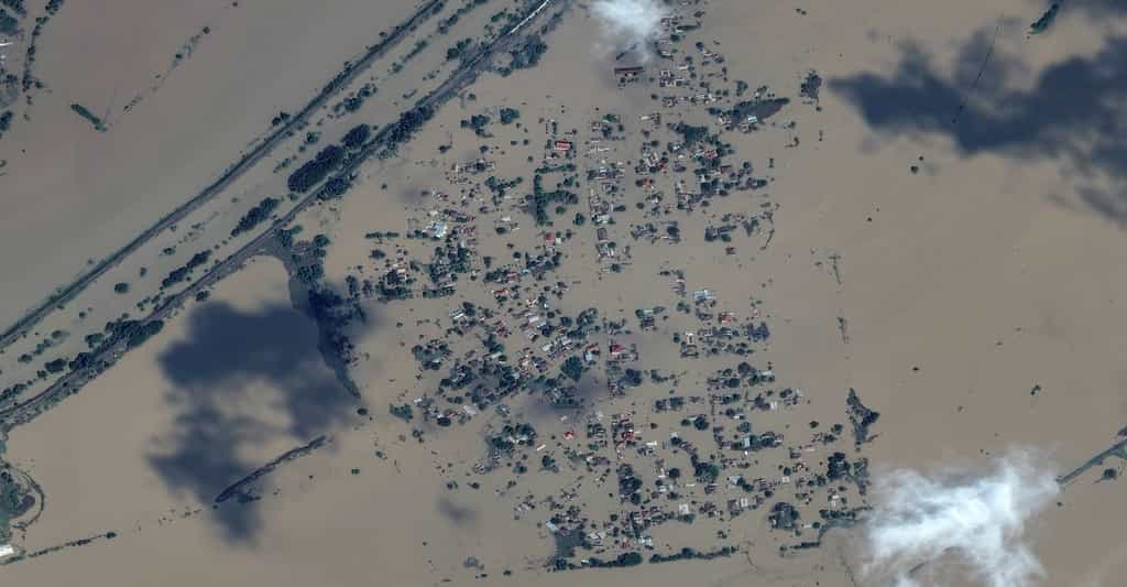 Les images, vues d’en haut, des inondations provoquées par le passage de la tempête Daniel sont impressionnantes. © Maxar Technologies