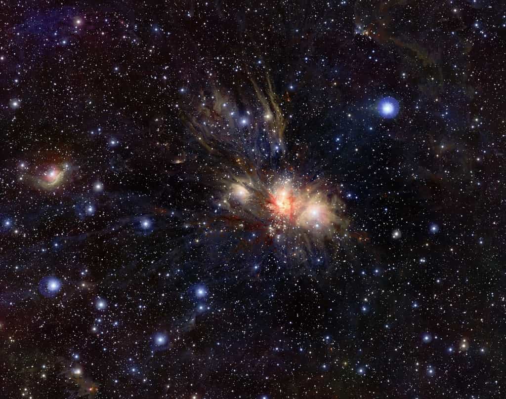 En observant dans l'infrarouge, le télescope Vista de l'Eso révèle de très nombreux filaments de poussière et de gaz témoignant de l'activité qui règne au sein de cette pouponnière d'étoiles. © Eso/J. Emerson/Vista/