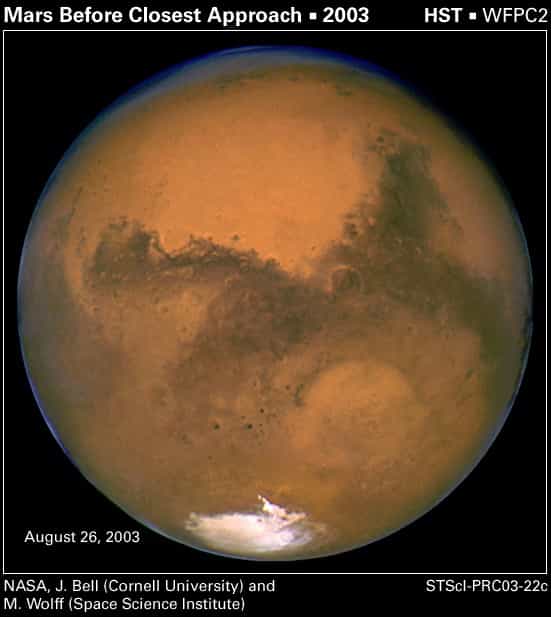 Pour voir la planète Mars aussi grosse, vous aurez besoin du télescope spatial Hubble ! © Nasa
