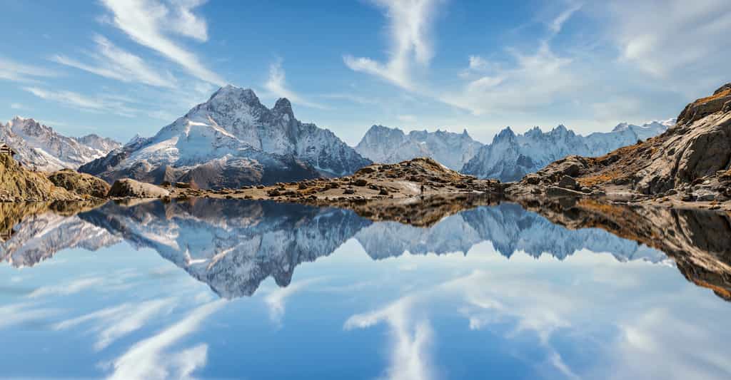 Le Mont-Blanc est devenu impossible d’accès en raison de la sécheresse et de la chaleur intenses qui règnent sur la région — et la France entière — depuis plusieurs semaines maintenant. © Jose, Adobe Stock