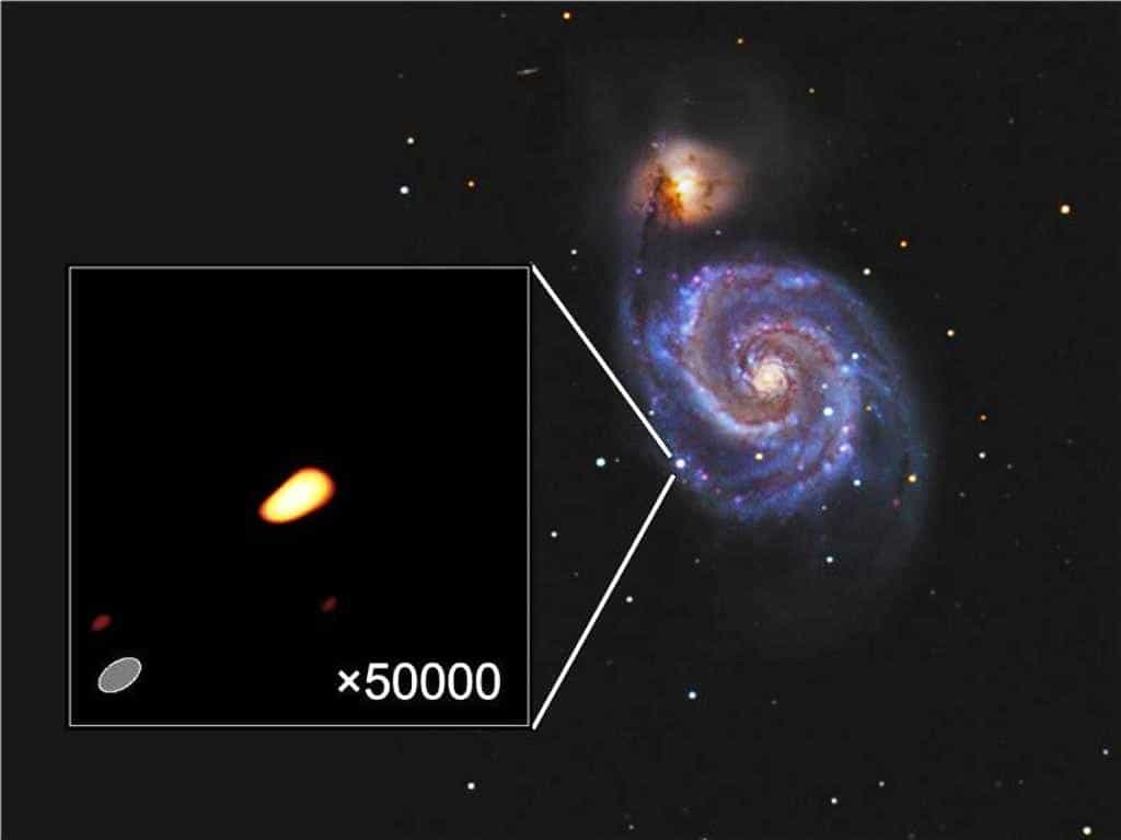 La galaxie du Tourbillon observée en juin 2011 avec la supernova SN2011dh dans le visible sur l'image de droite et son apparence avec le radiotélescope VLBI à gauche. © Image visible : Rod Pommier 2011, Pommier Observatory, Portland, Oregon, États-Unis. Image radio : I. Martí-Vidal and colleagues,