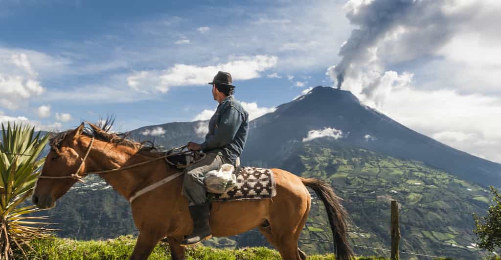 Le volcan Tungurahua s’est effondré il y a 3.000 ans. Selon des chercheurs de l’université d’Exeter (Royaume-Uni), cela pourrait se reproduire prochainement. © Kseniya Ragozina, Adobe Stock