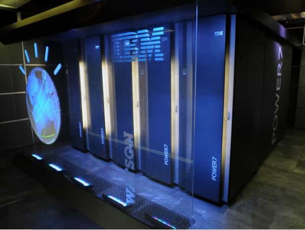 Le superordinateur Watson d’IBM concentre tout le savoir-faire technologique de Big Blue en matière de cloud computing et d’informatique cognitive. Des outils qui sont désormais commercialisés pour permettre aux entreprises de développer des services et des systèmes d’analyse puissants. © IBM