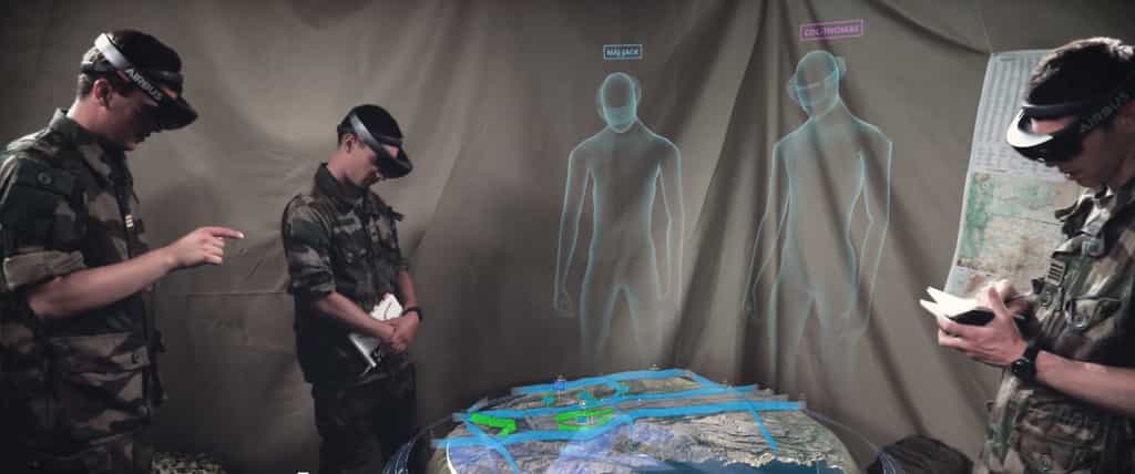 Chez Airbus, le casque Hololens 2 de Microsoft servira à construire plus vite des avions, mais aussi à aider les militaires dans leurs opérations sur le terrain, grâce à une vision 3D du champ de bataille. © Airbus
