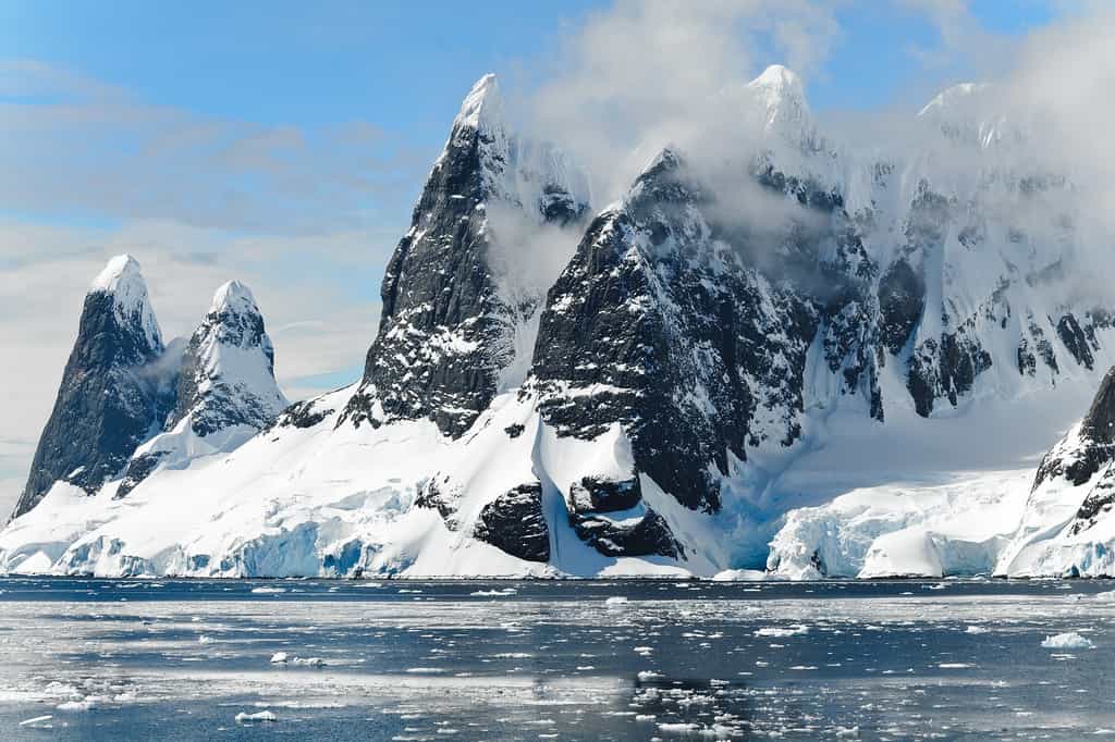 L'Antarctique fond plus rapidement que jamais, six fois plus vite qu'il y a quarante ans. © DP