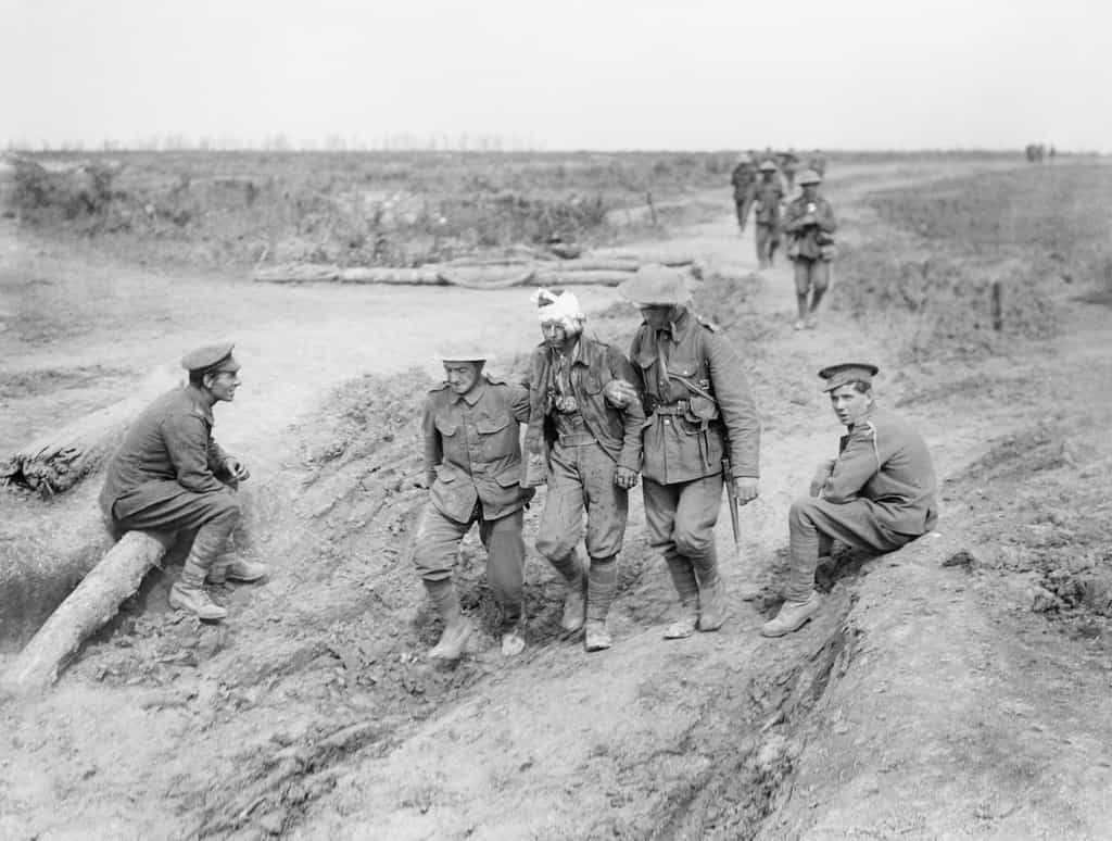 Bataille de la Somme (juillet à novembre 1916), photographie de John Warwick Brooke. © Wikimedia Commons, domaine public