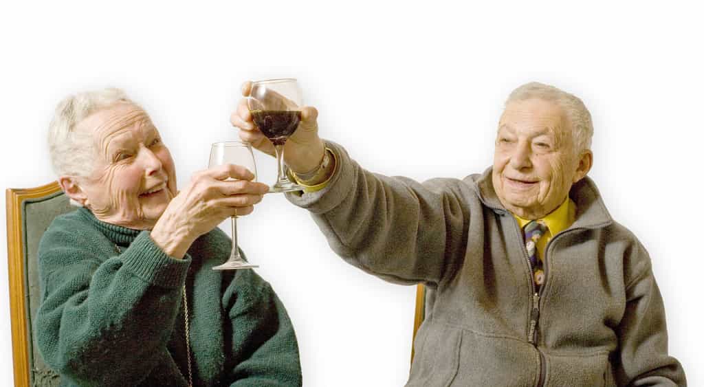 Et si le vin rouge présent dans le régime méditerranéen contribuait à vivre plus longtemps ? © Driving South, Fotolia