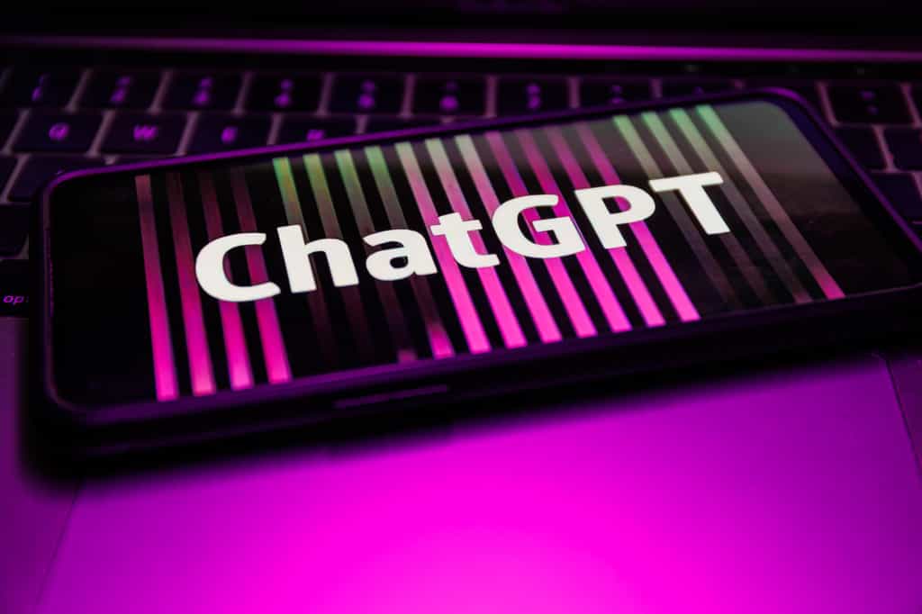 Microsoft vient de publier Visual ChatGPT, une nouvelle version du chatbot qui prend en charge les images. © Rokas, Adobe Stock